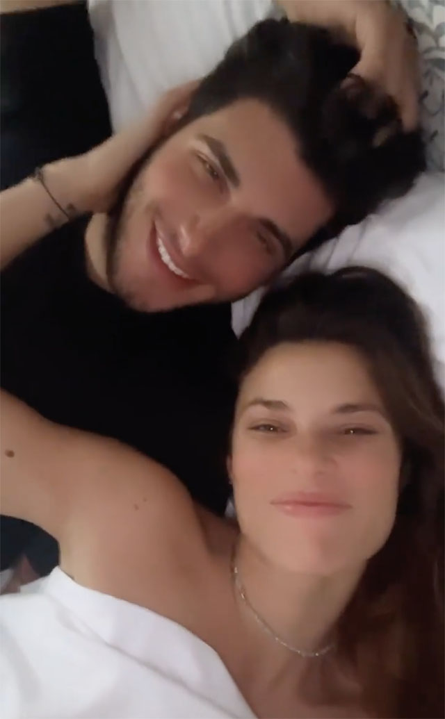 Dayane Mello, 32 anni, a letto con il fidanzato Andrea Turino